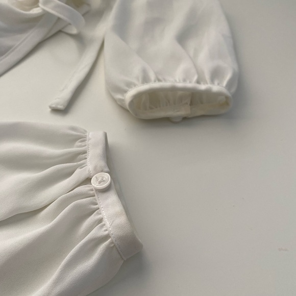 Sunday Best White Cropped Blouse (Size: XXS) - Picture 5 of 13